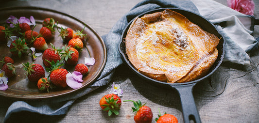 Pieczony naleśnik Dutch baby - przepis na śniadanie